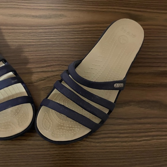 Crocs Rhonda Wedge Navy Blue Slide Sandal with Comfort Footbed, Sz 6 - Picture 3 of 7